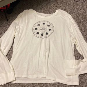 hollister long sleeve tee